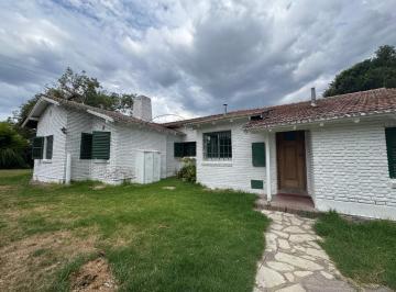 Casa · 337m² · 8 Ambientes · 1 Cochera · Venta Casa en Una Planta en Bella Vista