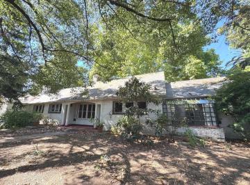 Casa · 270m² · 7 Ambientes · Casa en Venta en Muñiz, Ideal Para Inversión!