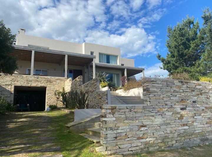 Casa · 220m²