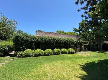 Casa · 174m² · 5 Ambientes · Venta Casa en Bella Vista, Ideal Emprendimiento!