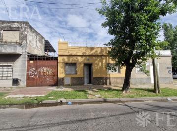 Casa · 87m² · 4 Ambientes · Venta Casa 4 Ambientes con Terraza en Villa Dominico