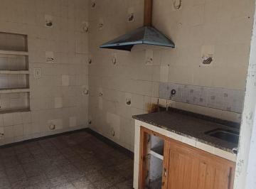 PH · 4106m² · 2 Ambientes · Venta de Departamento Interno Marull 200