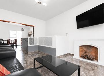 PH de 4 ambientes, Lanús · Casa 4 Ambientes con Patio y Gran Terraza