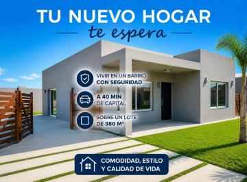 Casa · 98m² · 3 Ambientes · Casa 3 Ambientes Barrio Laguna Azul II