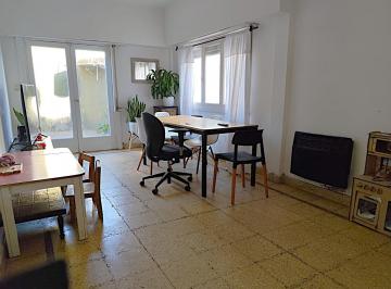 PH · 113m² · 3 Ambientes · 1 Cochera · PH en Planta Baja con Dos Patios