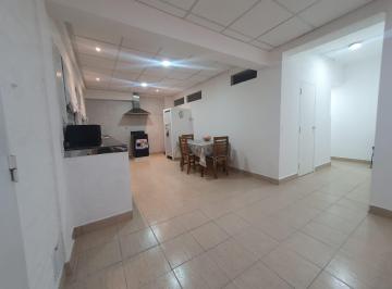 Casa · 65m² · 4 Ambientes · 6 Cocheras · Alquiler Casa 3 Dorm. en Complejo El Chocon, San Patricio del Chañar.