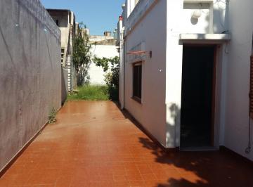 PH · 96m² · 5 Ambientes · PH 4 Amb, Amplio Fondo Libre