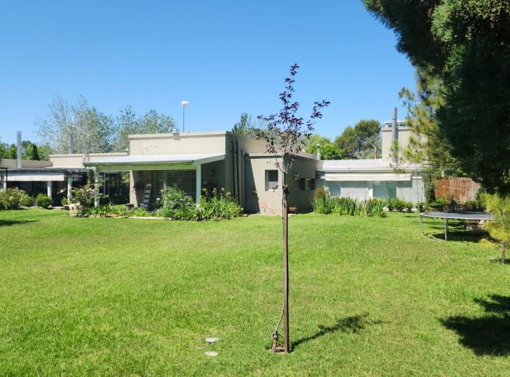 Casa · 431m² · 12 Ambientes · 4 Cocheras