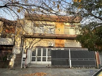 Bodega-Galpón · 411m² · 5 Ambientes · 2 Cocheras · Venta Casa 4 Ambientes Galpon Parque Avellaneda
