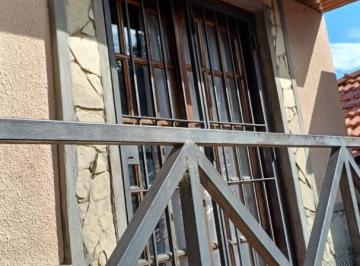 PH · 20m² · 2 Ambientes · Depto T/casa de 2 Amb en Planta Alta Al Frente en Lomas!