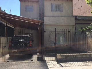 Casa · 120m² · 4 Ambientes · 1 Cochera · Casa - Ramos Mejia
