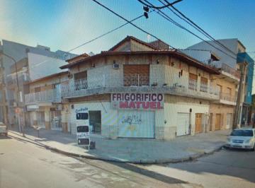 Casa · 300m² · 5 Ambientes · 3 Cocheras · Venta de 2 Casas con Locales en San Justo