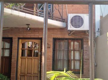 Casa · 60m² · 3 Ambientes · 1 Cochera · Casa - Ramos Mejia