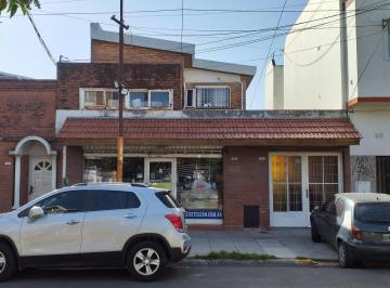 Casa · 230m² · 5 Ambientes · 1 Cochera · Casa - Ramos Mejia Sur
