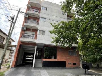 Departamento · 40m² · 2 Ambientes · Venta de Departamento de 2 Ambientes con 2 Patios en Ramos Mejia Sur
