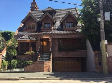 Casa · 550m² · 5 Ambientes · Casa - Ramos Mejia Norte