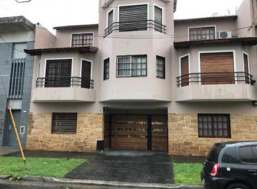 Casa · 94m² · 4 Ambientes · 1 Cochera · Casa - Ramos Mejia Sur