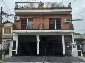 Casa · 105m² · 9 Ambientes · 2 Cocheras · Casa - Ramos Mejia Sur