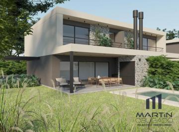 Casa · 157m² · 4 Ambientes · 2 Cocheras · Casa 4 Ambientes en Venta Bella Vista Barrio con Portón a Estrenar