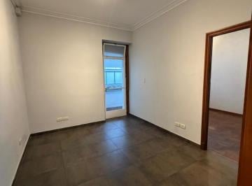 Departamento · 45m² · 2 Ambientes · Excelente 2 Amb. Lav Indep, Lumin. R/pintado, Muy Amplio!