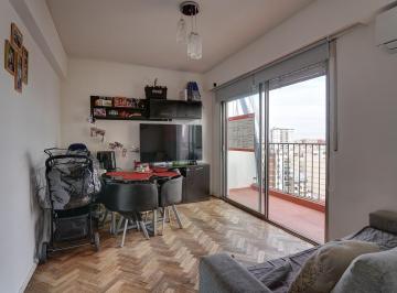 Departamento · 33m² · 2 Ambientes · Venta de Departamento de 2 Ambientes con Balcón Corrido