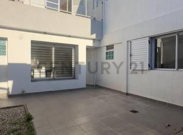 PH · 90m² · 4 Ambientes · Venta PH en La Plata
