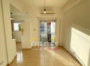 Departamento · 32m² · 2 Ambientes · Alquiler Departamento 2 Ambientes en Lomas del Mirador en Muy Buen Estado
