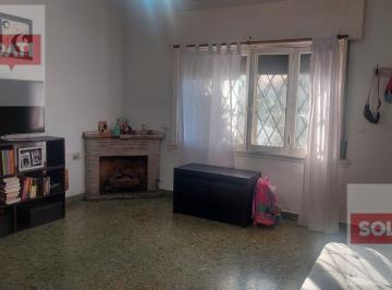 Casa · 175m² · 8 Ambientes · 2 Cocheras · Venta 2 Casas en Lomas de San Isidro