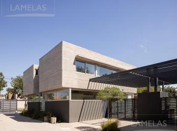 Casa · 110m² · 4 Ambientes · Casa de 3 Dorm. en Complejo Abra Funes - Posesión Inmediata