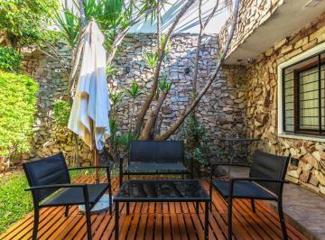 Casa · 75m² · 3 Ambientes · Venta - Casa de Pasillo Dos Dorm. y Patio - Barrio Jose de San Martin