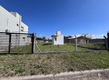 Terreno · 420m² · Venta Terreno con Pileta Amaneceres del Aybal