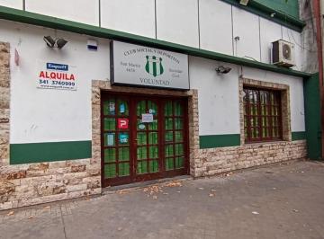 Local comercial · 120m² · Local en Alquiler Sobre Av San Martin, a Pocos m de Av Uriburu