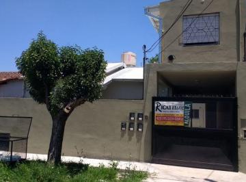 Departamento de 3 ambientes, Almirante Brown · Duplex en Alquiler