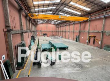 Local comercial · 2350m² · Galpon en Colectora Acceso Oeste