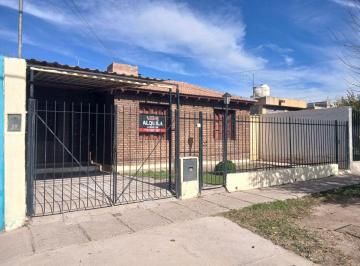 Casa de 5 ambientes, Luján de Cuyo · Inmobiliaria Valente Alquila Amplia Casa en Lujan de Cuyo