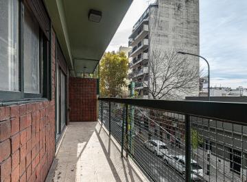 Departamento · 88m² · 4 Ambientes · 3 Dormit - Baño - Toilette - Doble Balcon en Esquina - a Refaccionar - Apto Credito - Almagro