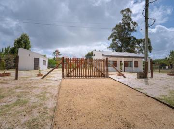 Casa · 136ha · 1 Ambiente · 3 Cocheras · Venta Casa 2 Dorm. 2 Baños Piscina Carrasco
