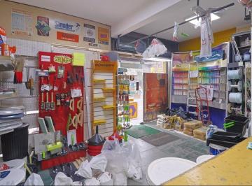 Local comercial · 164ha · 1 Ambiente · Venta de Local Comercial o Vivienda Av Agraciada