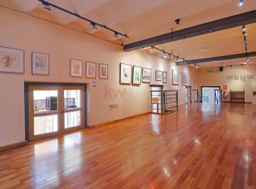 Entrepiso - Sala de Eposiciones · Casa PH Parque Rodo