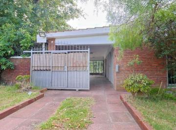 Casa · 578m² · 9 Ambientes · 2 Cocheras · Venta Casa 3 Dorm., Parrillero y Barbacoa, Las Toscas.