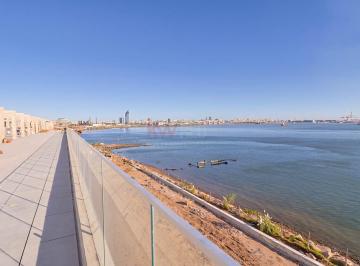Departamento · 27m² · Venta Monoambiente Edificio Montevideo Harbour, Vista a La Bahia y Cerro de Montevideo.