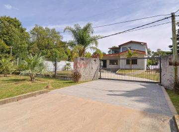 Casa · 150m² · 2 Ambientes · 4 Cocheras · Venta Casa 4 Dorm. El Pinar Sur