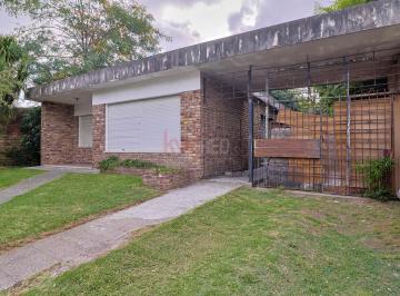 Casa · 92m² · 3 Ambientes · 3 Cocheras · Venta Casa 5 Dorm. Colón