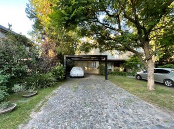 Casa · 225m² · 5 Ambientes · 2 Cocheras · Casa en Venta/permuta Bella Vista 4 Amb - Barrio Los Platanos Apto Credito