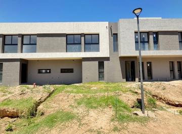 PH · 100m² · 4 Ambientes · 2 Cocheras · Venta Duplex Zona Sur Frente a Claros del Bosque