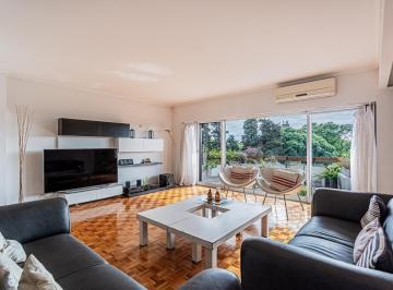 Departamento · 110m² · 3 Ambientes · 1 Cochera · Venta Semipiso 3 Amb. de Categoría Sobre Libertador con Cochera y Baulera - Apto Crédito - Nuñez