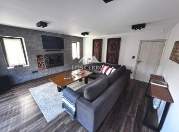 LIVING · Casa en Venta en San Carlos de Bariloche " El Redil Club de Campo" - Excelente Propiedad
