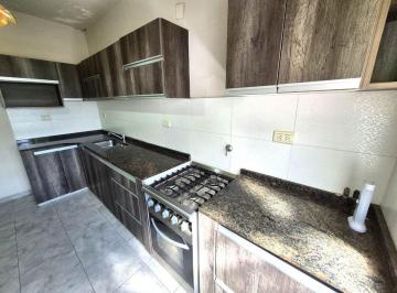 Casa · 86m² · 3 Ambientes · 1 Cochera · Ph/casa 2 Dorm - Garage - 2 Terrazas - Apto Credito!