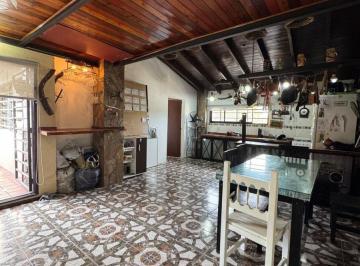 Departamento de 3 ambientes, General San Martín · Departamento 3 Ambientes con Balcón y Parrilla – San Andrés, General San Martín