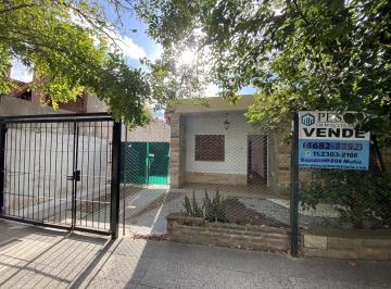 Casa · 80m² · 3 Ambientes · 1 Cochera · Casa 3 Ambientes en Venta Apta Crédito San Miguel
